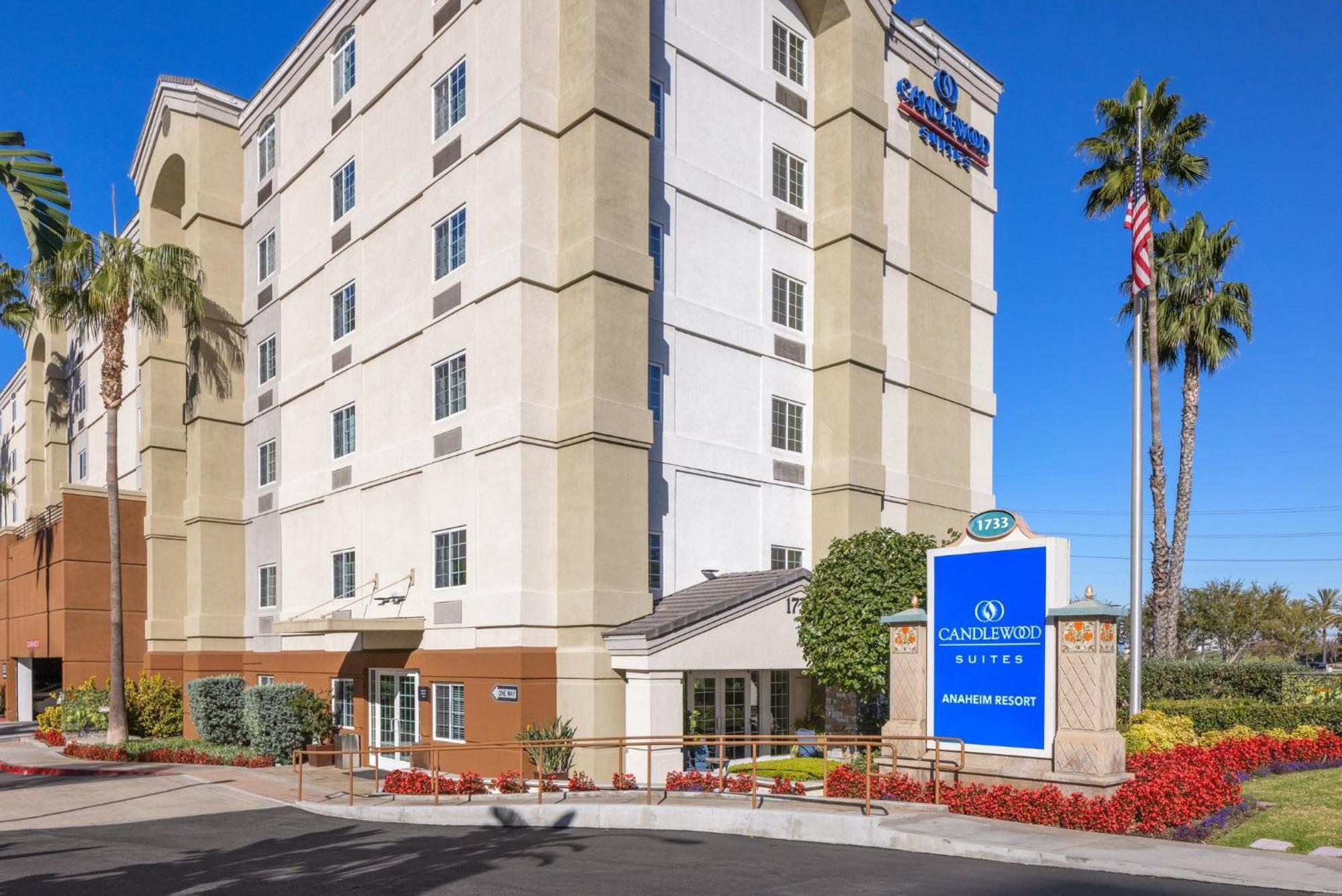 Candlewood Suites Anaheim - Resort Area, An Ihg Hotel Exterior photo